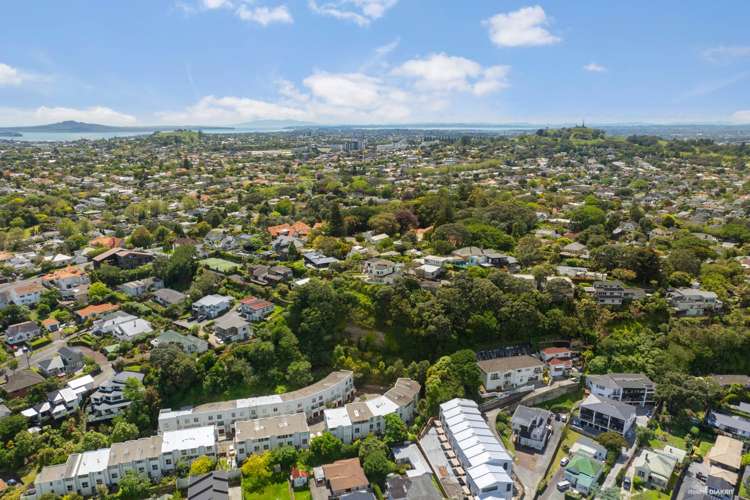 21/852 Mount Eden Road Three Kings_10