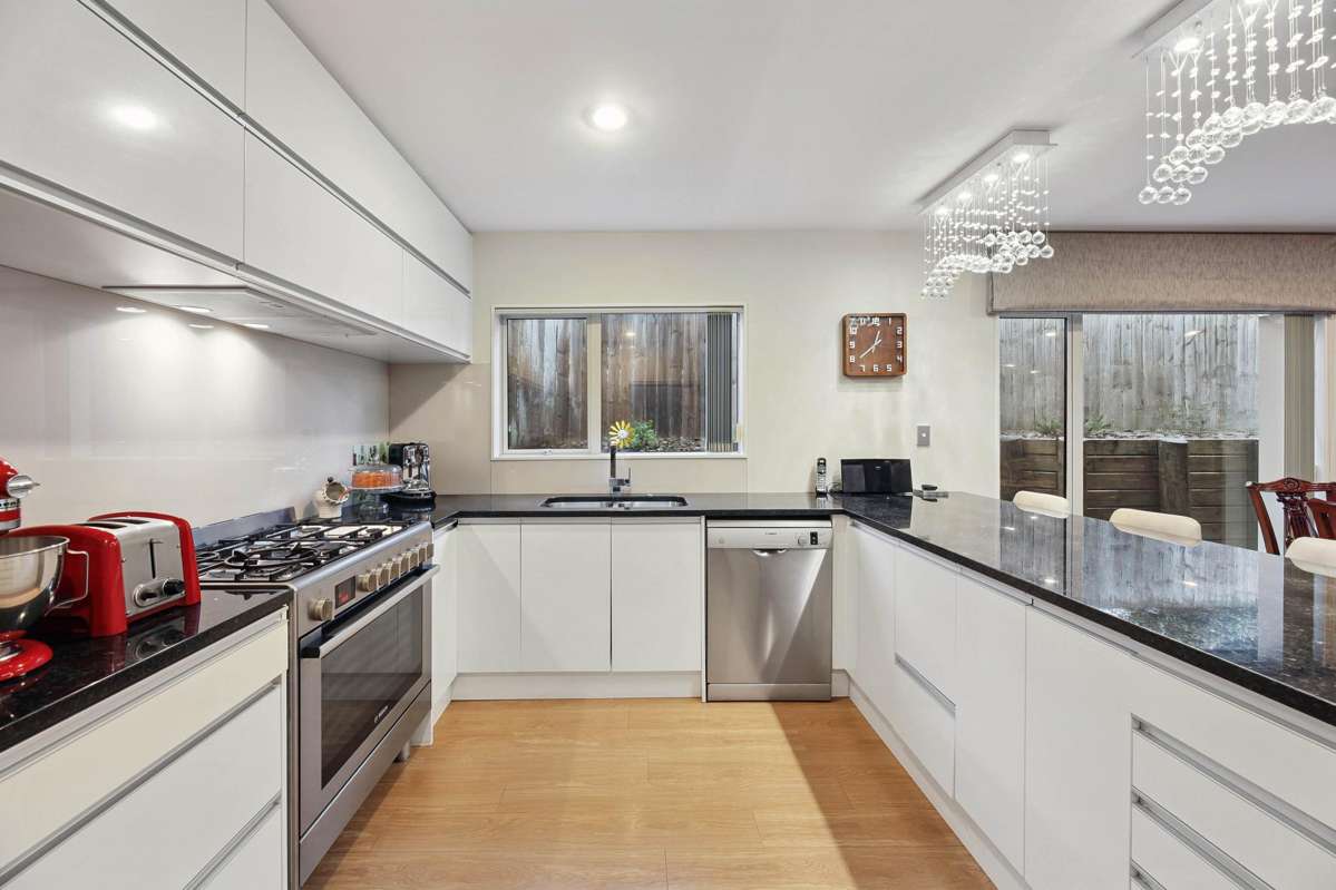 96 Babich Road North_4