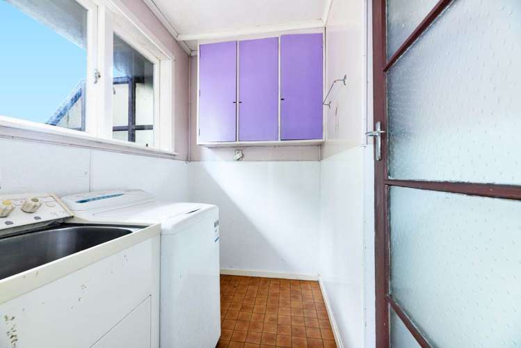 56 Woodford Avenue Henderson_12