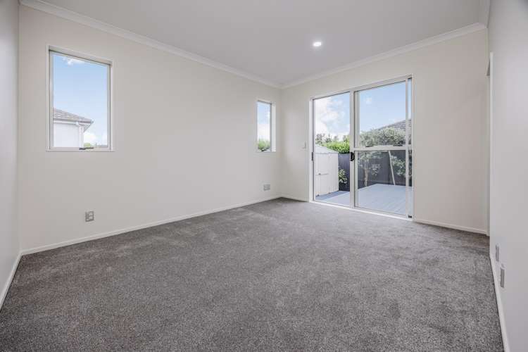 10 Savina Court Flat Bush_13