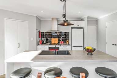 7 Reuben Avenue_3