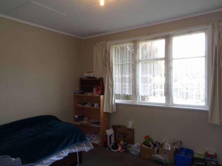 28 Intermediate Street Solway_4