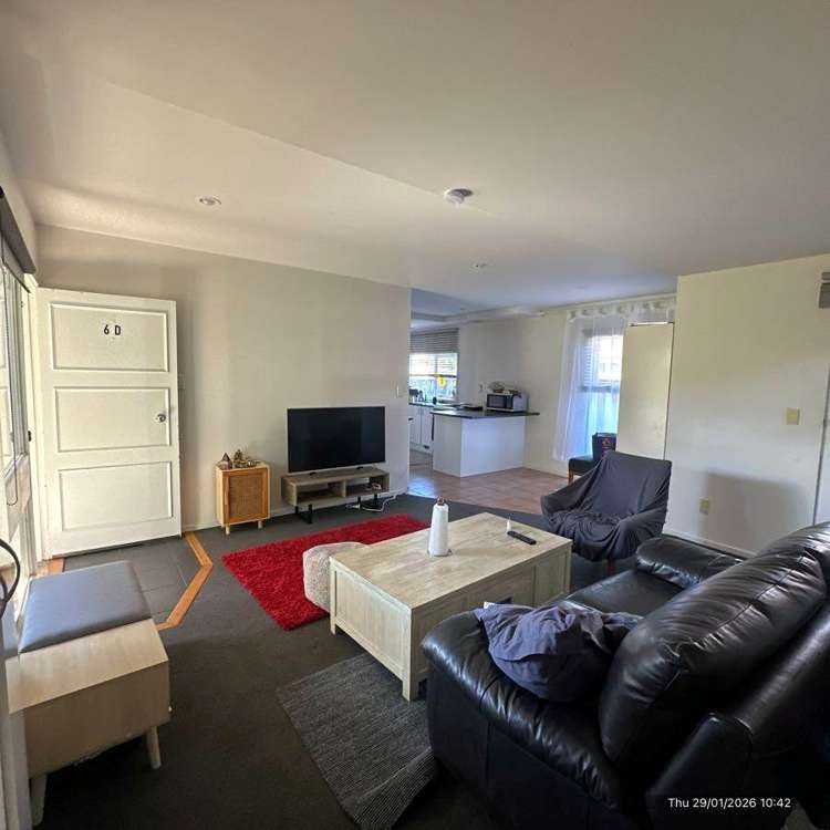 D/6 Wesley Avenue Mt Albert_3