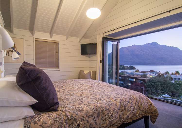 2 York Street Queenstown_8