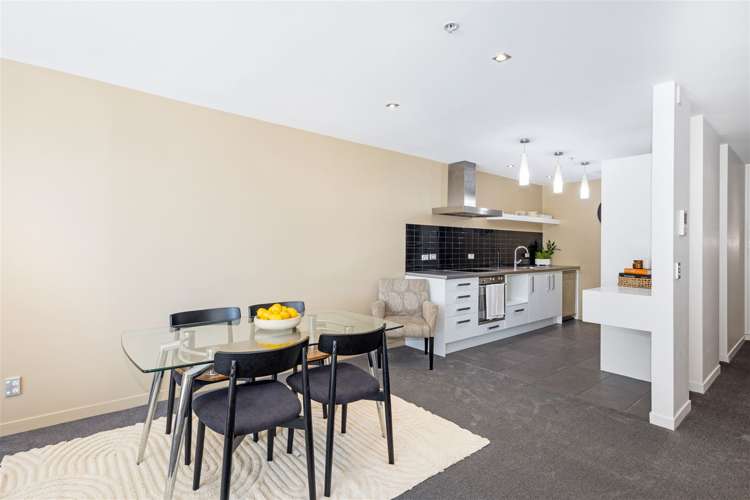 1a/42 Cable Street Te Aro_7