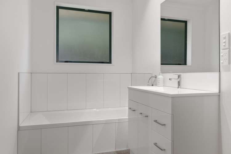 10a Taramea Rise Pyes Pa_10