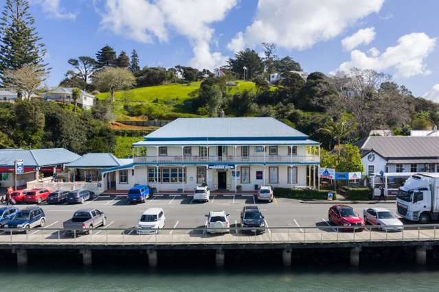 112 Waterfront Drive Mangonui_1
