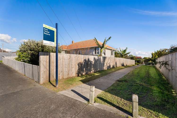 8 Tirotai Crescent Westmere_18