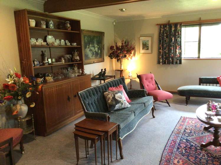 77 Beach Road East Elgin_12