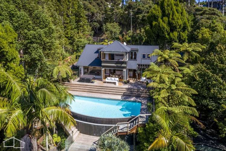 215 Konini Road Titirangi_25