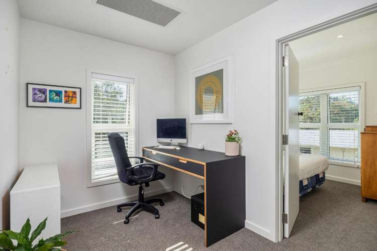 11 Westbourne Road Murrays Bay_14