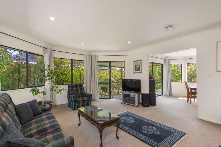 131 Summerhill Drive Fitzherbert_8