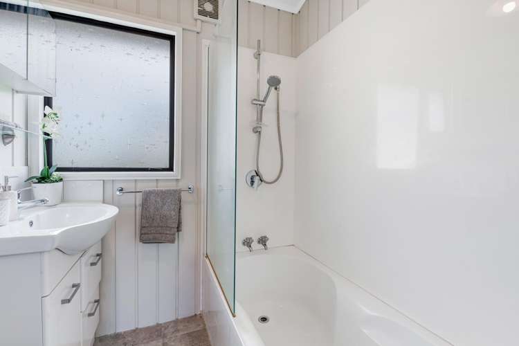 57 Maygrove Drive Orewa_19