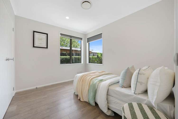 12 Isobel Road Greenhithe_22