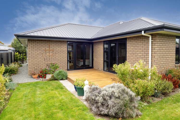 21a Oxford Street West End_22