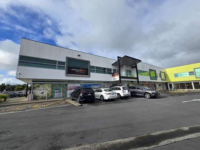 Versatile Flat Bush Office