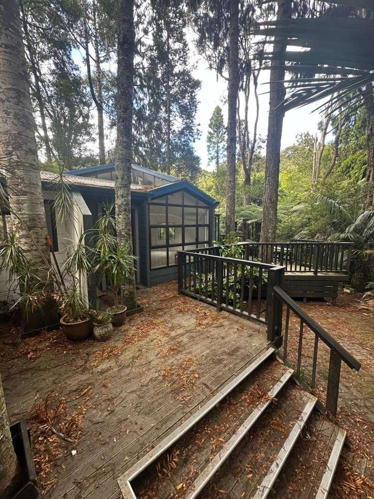 16A Kaurimu Rise Titirangi_0