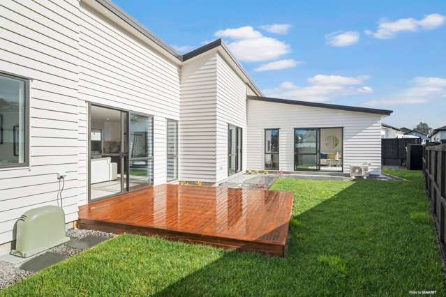 22 Matahae Crescent Wainui_1