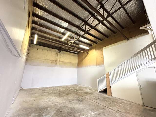 Practical warehouse in Papakura