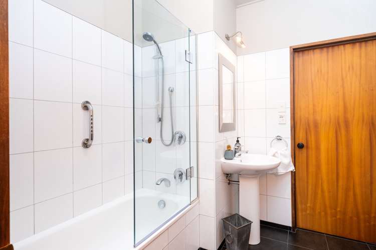 44 Iona Road Havelock North_13