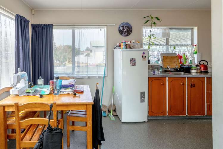 17 River Road Masterton_3