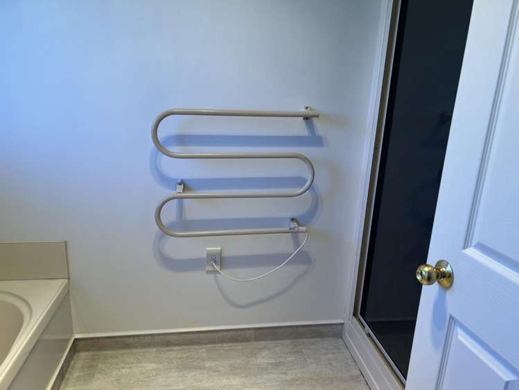 17 Maple Crescent Richmond_9