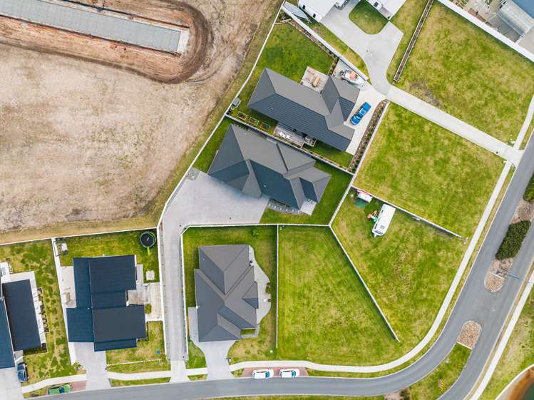 18 Maturiki Drive One Tree Point_35