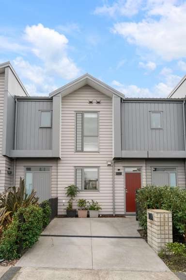 12 Ringa Matau Road_4