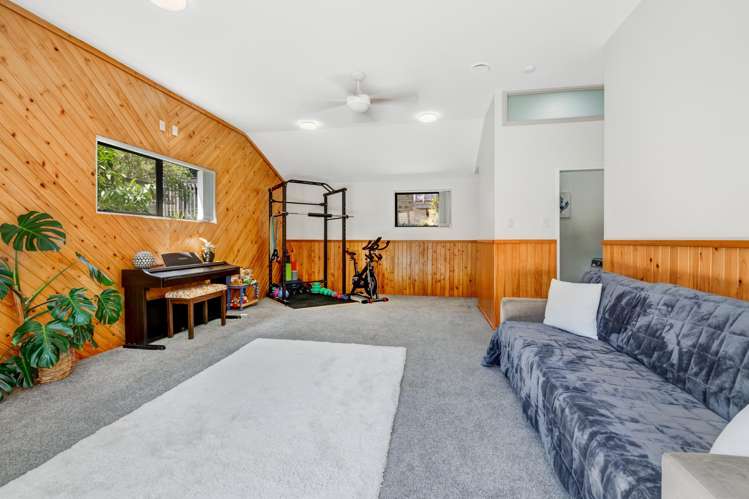 28 Gilshennan Valley Red Beach_17