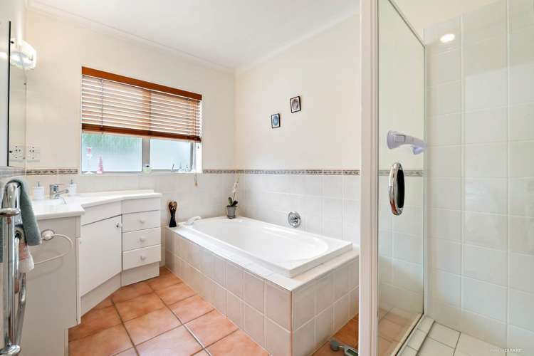 17 Cascaden Road Gulf Harbour_13