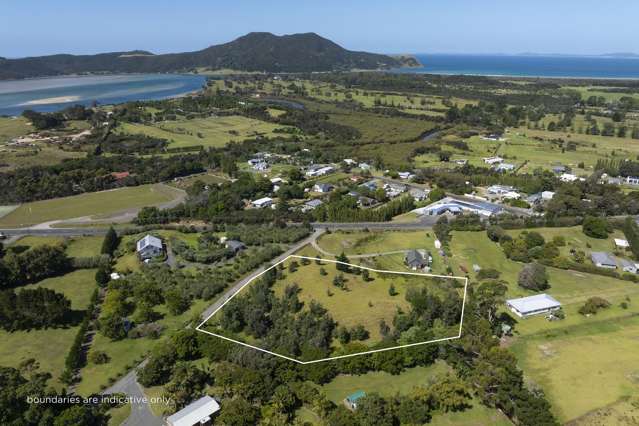 Pukenui Lifestyle. Near Fishing, Beaches & Village