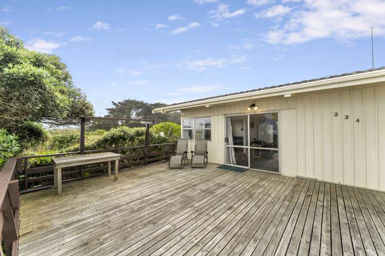 224 Marine Parade Otaki Beach_18