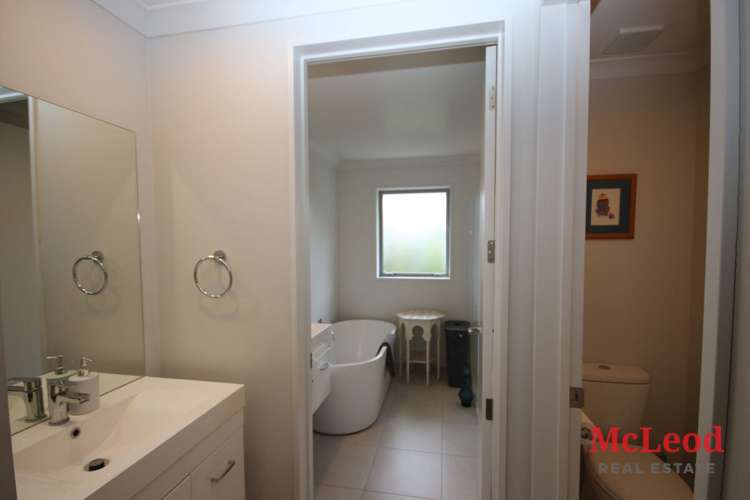 37 Redhaven Rise Netherby_14