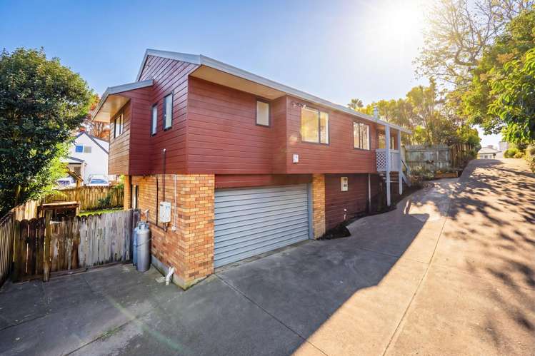 2/57 Howe Street Howick_24