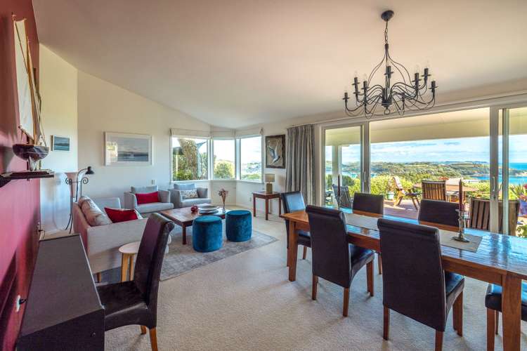 44 Queens Drive Oneroa_8