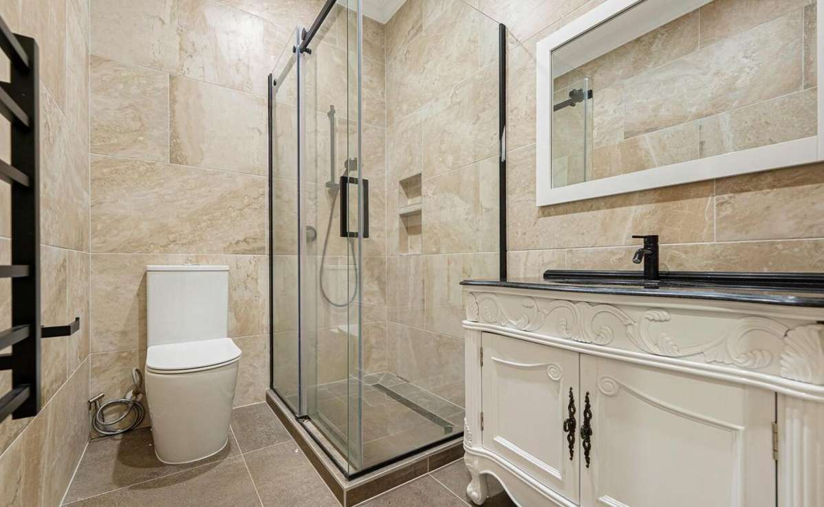 18 Charlton Avenue_4