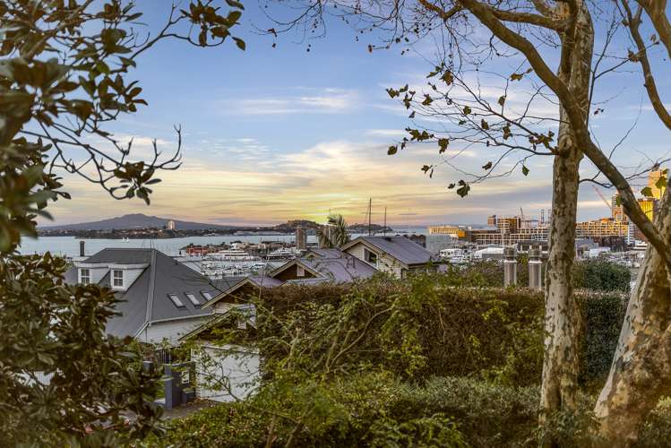 15 Percival Parade Saint Marys Bay_11