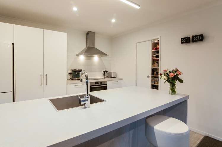 4 Shipton Court Lower Shotover_15