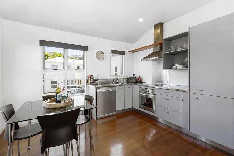 8/25 Mana Street Vogeltown_6