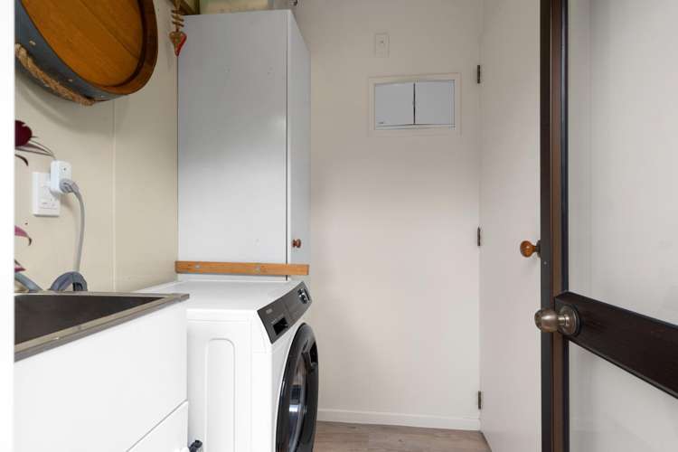 2/23 Towai Street Stoke_5