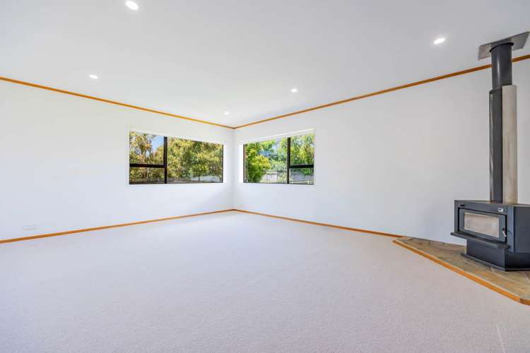 2/7 Deuxberry Avenue Northcote_5