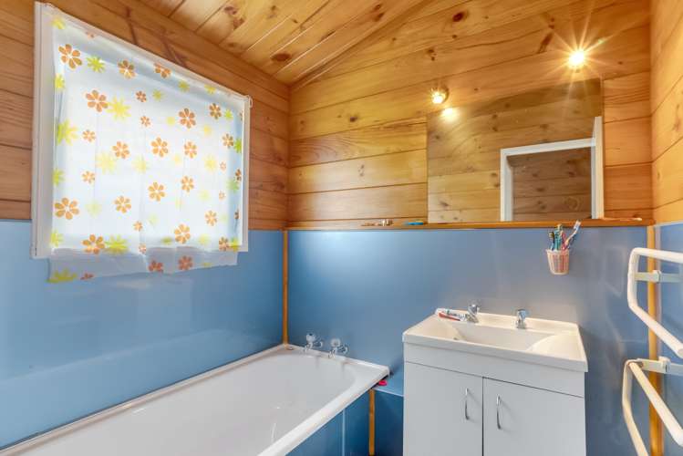 35 Manse Road Pahurehure_14