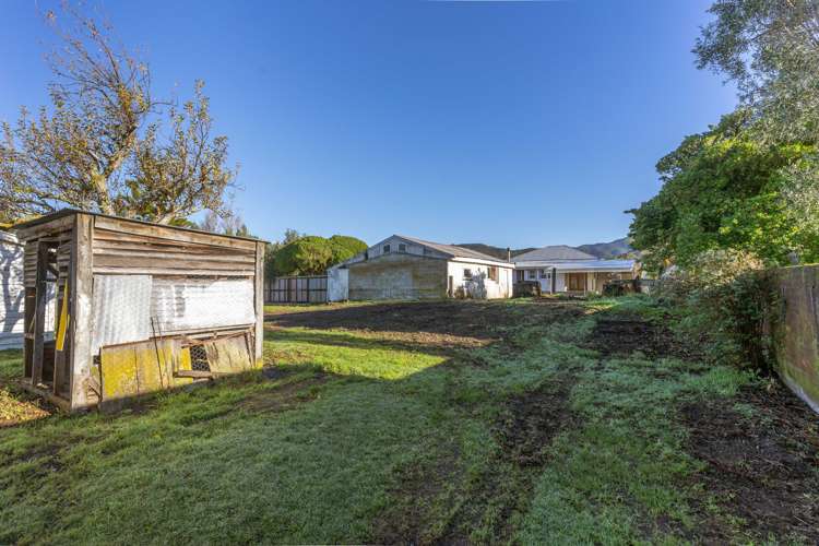 2 Crawford Street Featherston_12