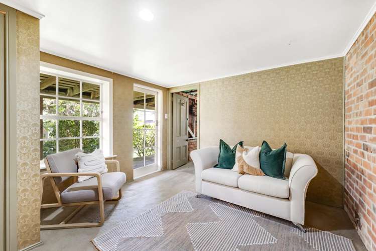 8 Pleasant Place Mellons Bay_21