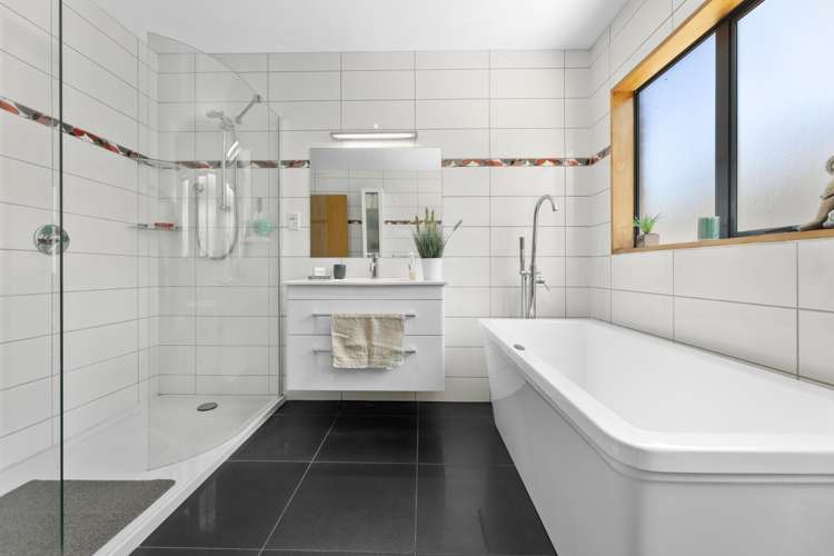 12 Suntory Lane Burwood_19