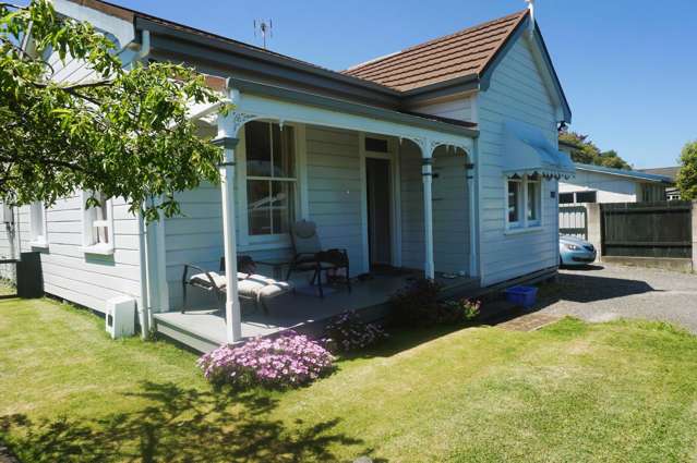 CENTRAL SCHOOL VILLA!!