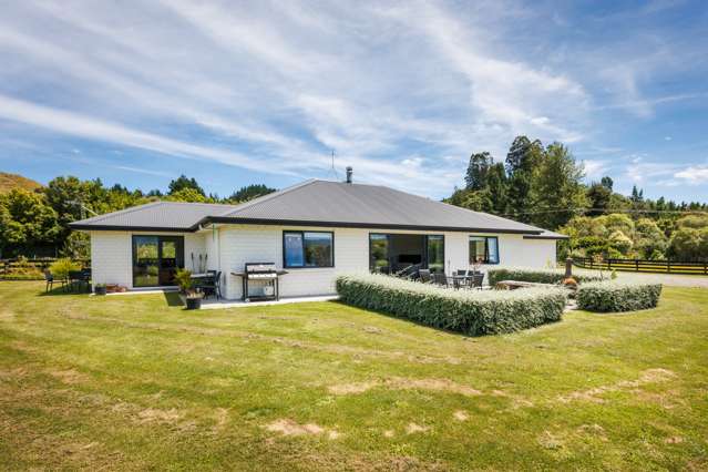 946d Finnis Road Pohangina_2