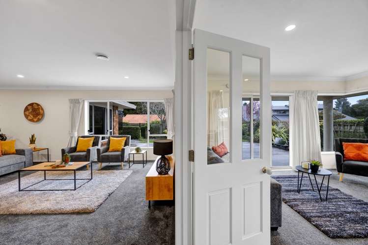 18 Kinross Drive Merrilands_13