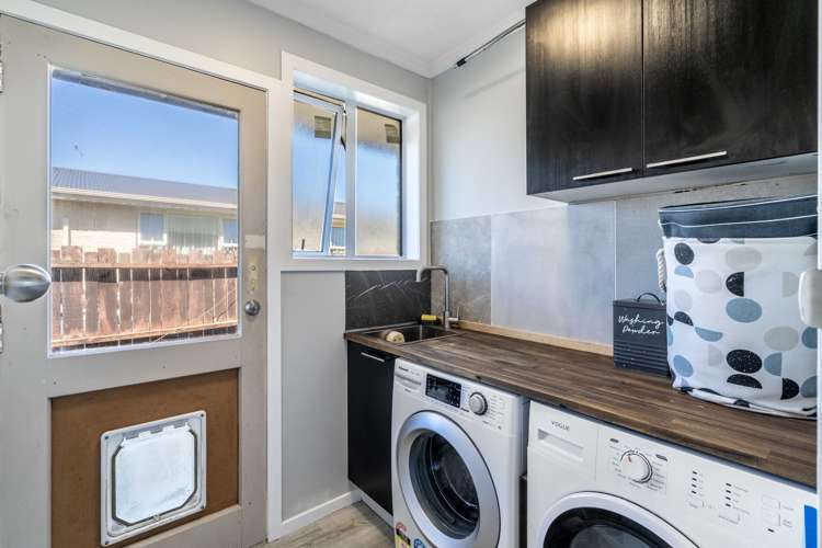 52 Arundel Crescent Strathern_9