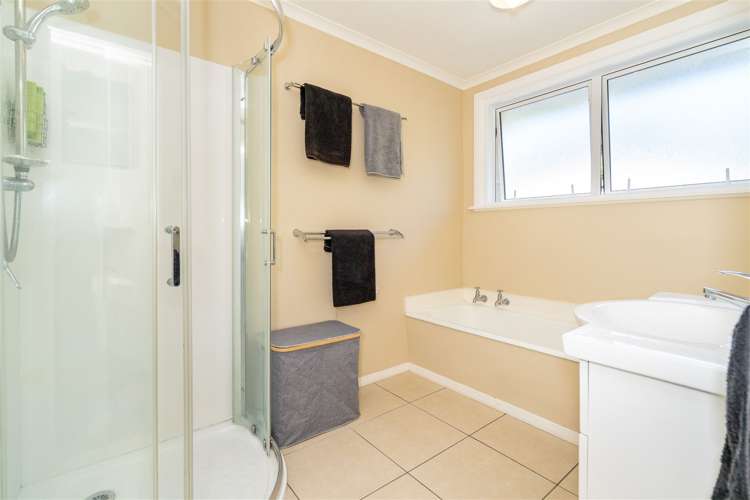 1 Watkin Drive Karitane_18